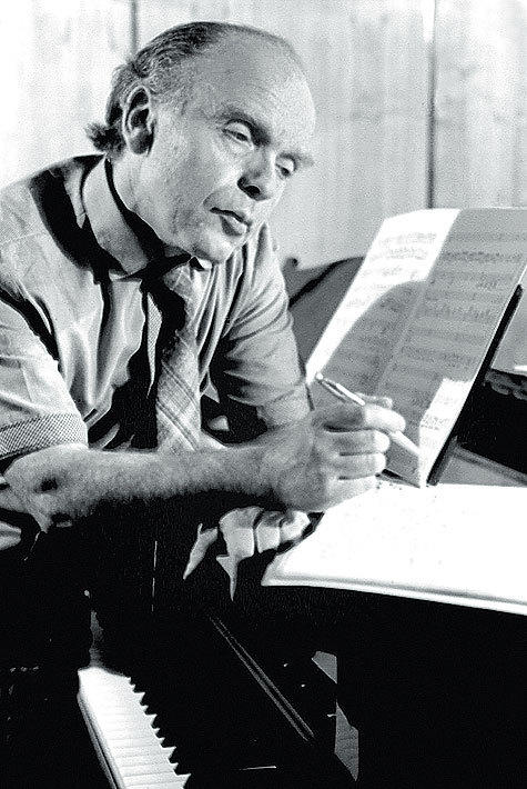 Не плачь, девчонка...