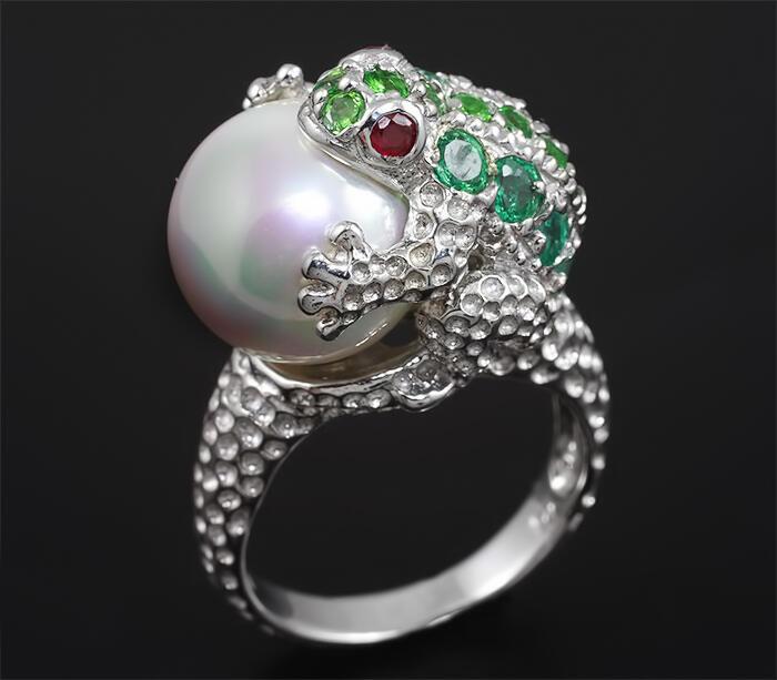 Лягушка и колечко.