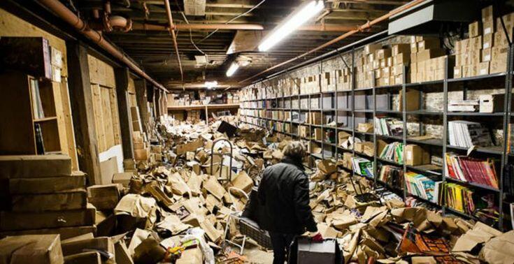 Архивариус.