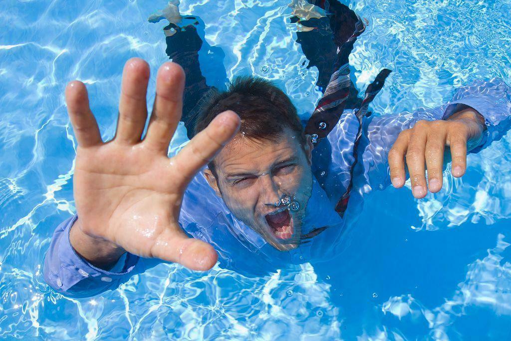   НА  ВДОХ  НЕ  ХВАТИЛО  СИЛ