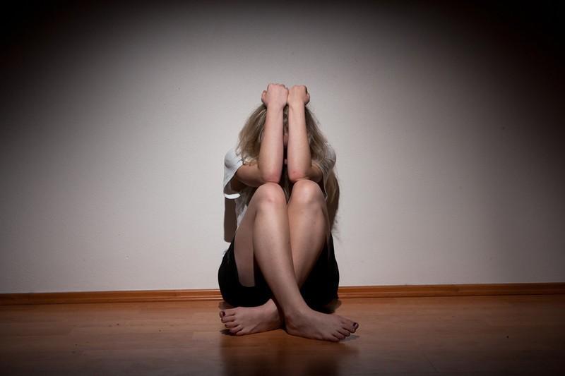 УХОДИТ ВЕРА