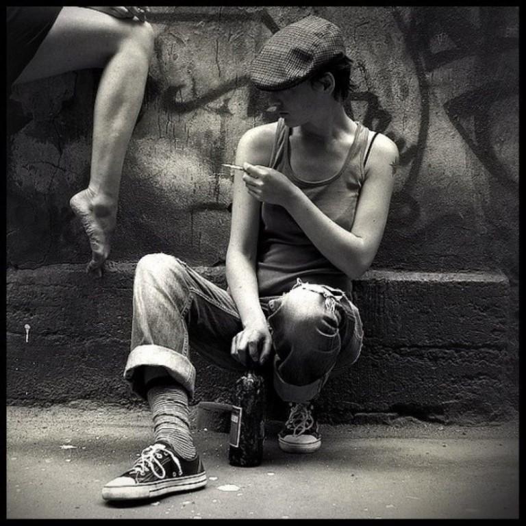 Мои никода не били посуду...