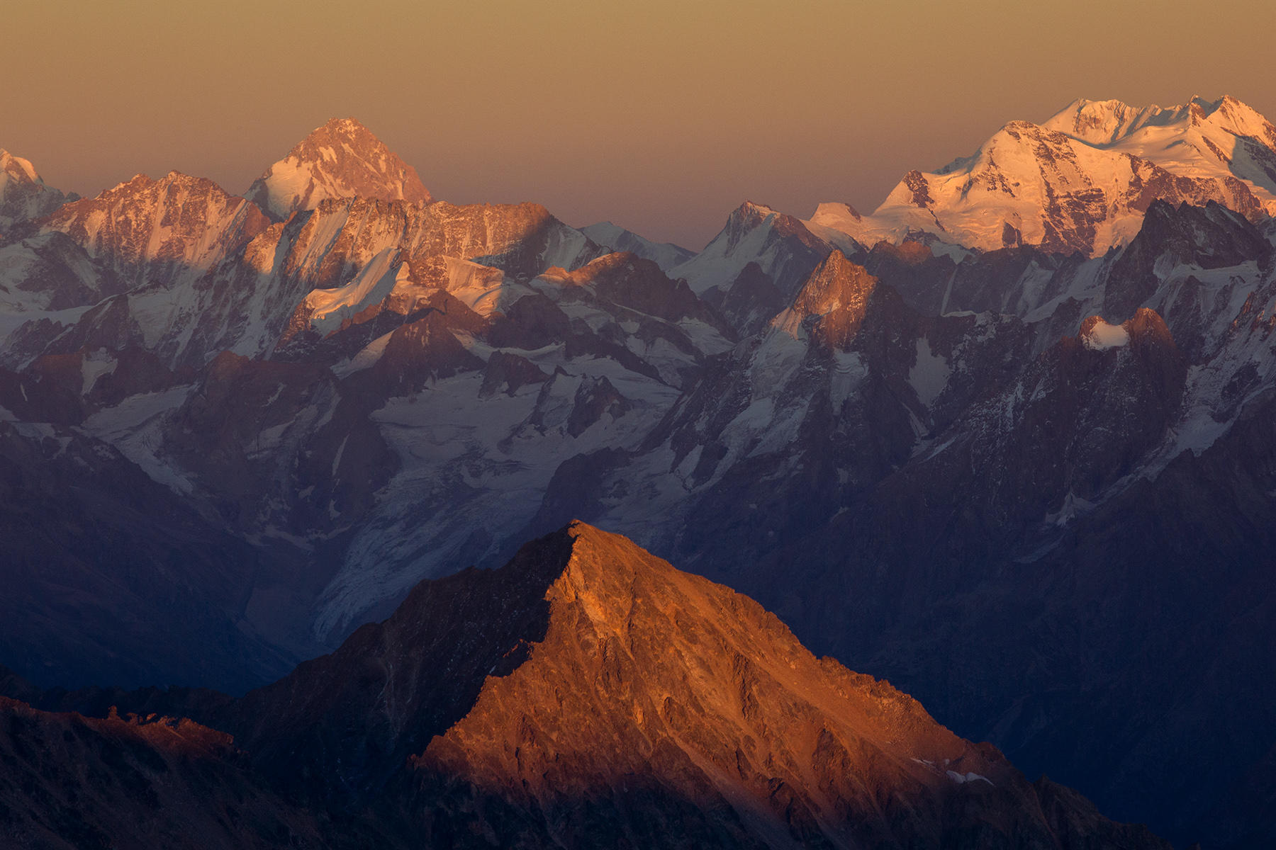 ЗАКАТ В  ГОРАХ...