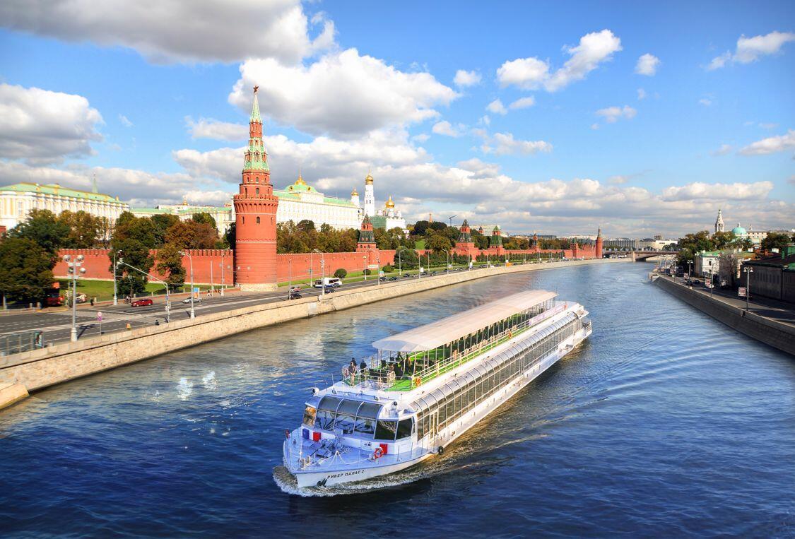 19  июля - День Москвы - реки