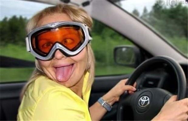 МОЛОДЕЮ...( экспромт).