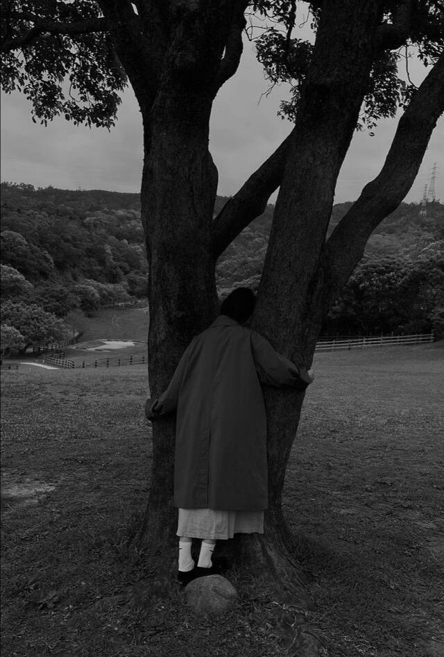 Шёпот в тишине.