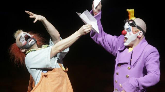 Битва клоунов