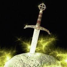 ПОД СЕНЬЮ МЕЧА