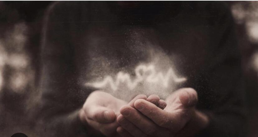 В сердце твоём, моё имя пылится