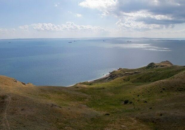 Там небо синь пролило... поёт Нина Вереск