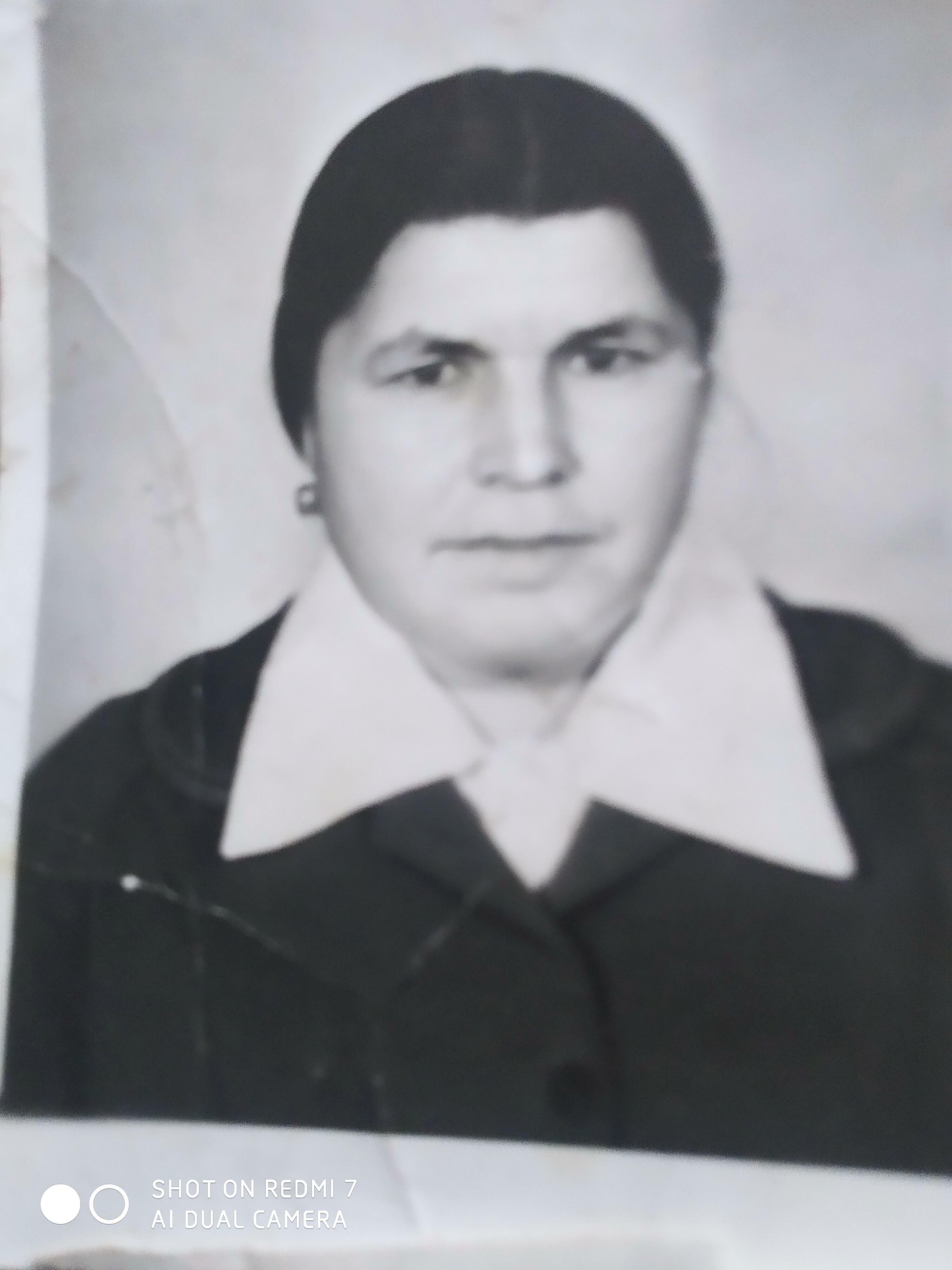 ДА, МАМА, РОДИЛАСЬ ТЫ В НОЯБРЕ...