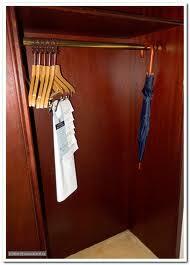 ТЫ В ДОЖДЬ УШЁЛ