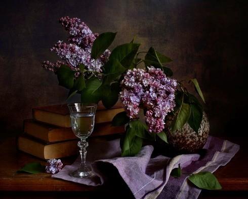 Вдохну сирени аромат.