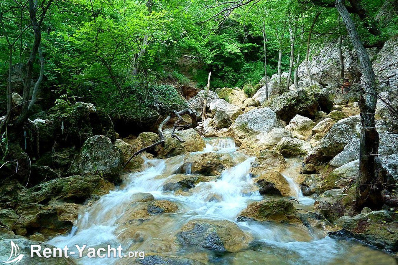 КО МНЕ ЯВИЛАСЬ ВНОВЬ ВЕСНА