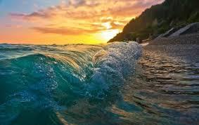 Путник. Песок. Море. И … русалка