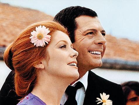 С тобой я любимая женщина.