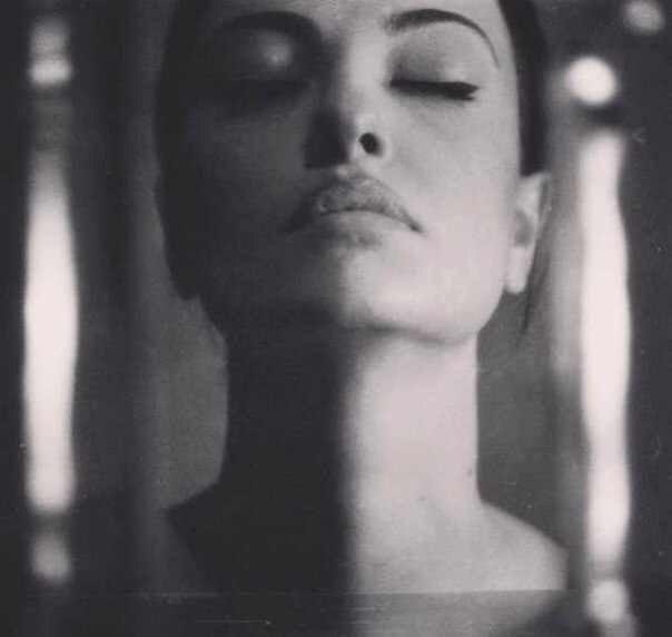 Нарушая правила...