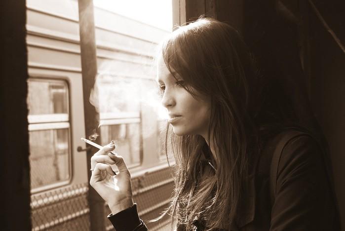 Не кидаюсь ему на шею