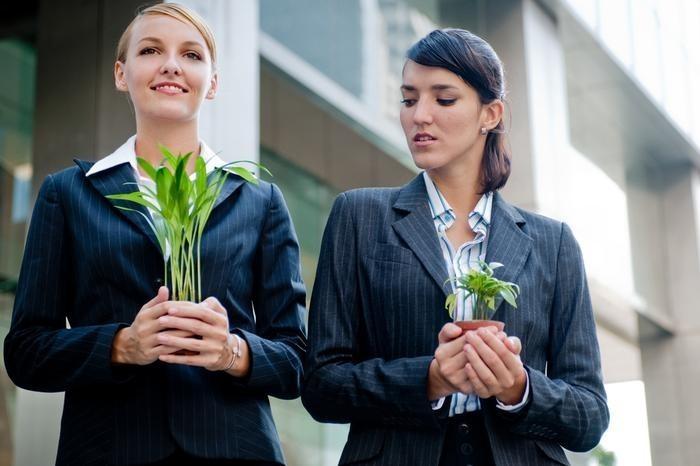 оно прожигает многих!