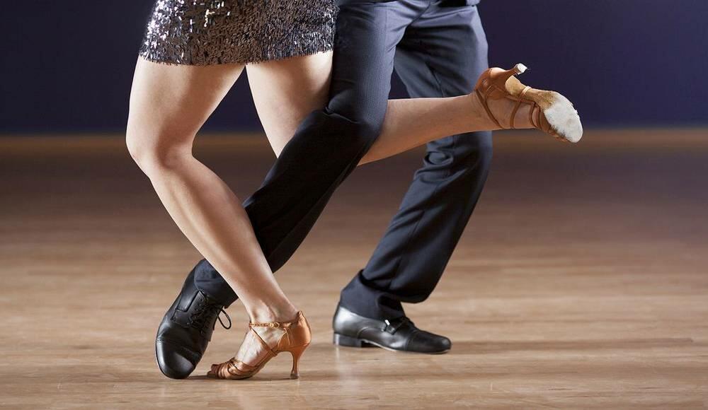 Фото: Участие в танцах позволит вам развивать гибкость и улучшать свою физическую форму.