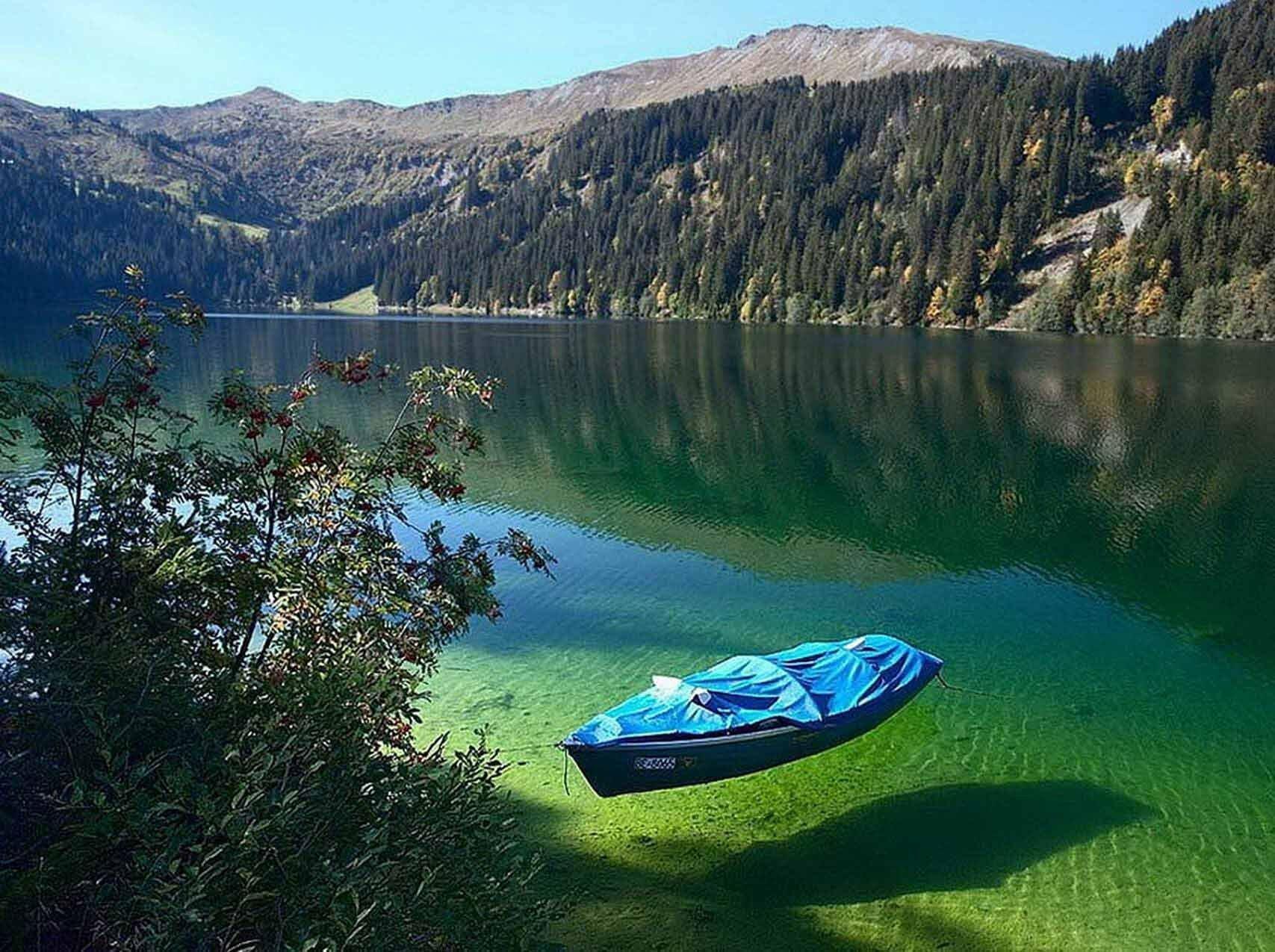 КЛЮЧЕЙ  ПОДВОДНОЕ  ТЕЧЕНЬЕ