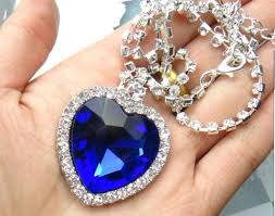 В аптеке. Старый анекдот - на новый лад.