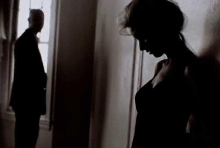 ---А ты скучала?---