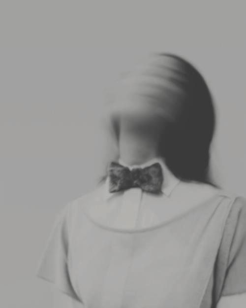 уметь влюбляться будучи нежеланной.......