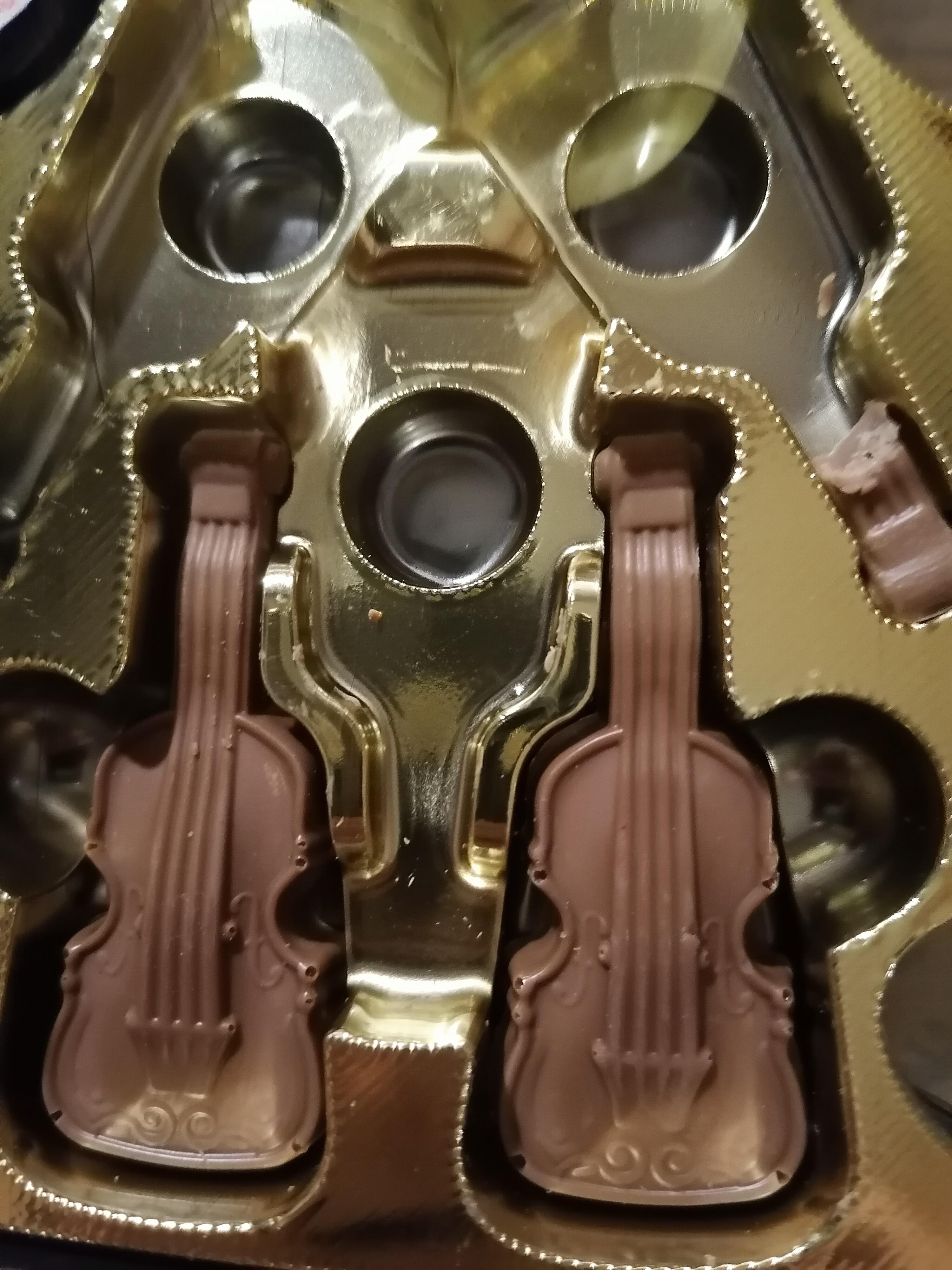 Я не скрипач... 