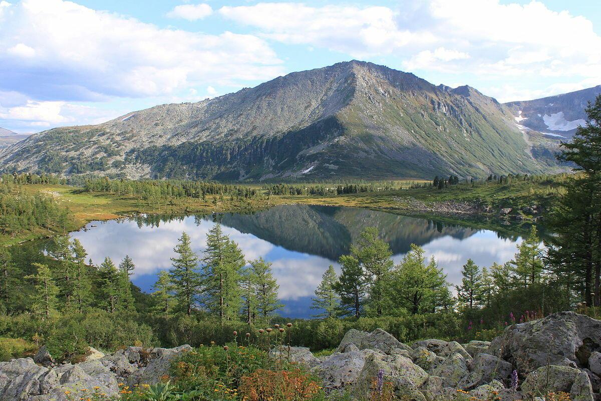 Июль Поднебесные Зубья