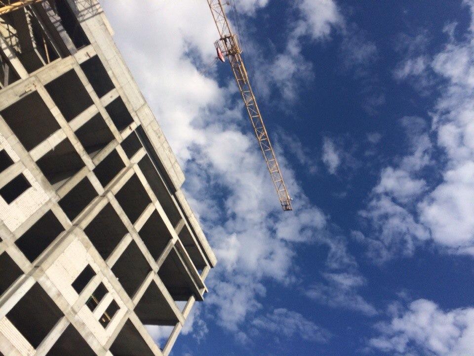 Бетонная стена