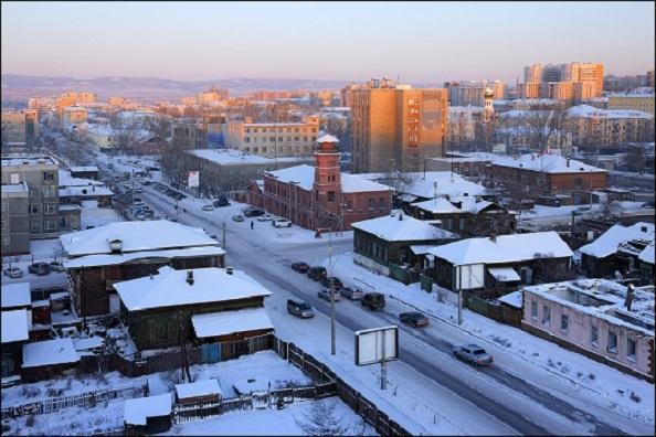 ---В Чите снег ура!-