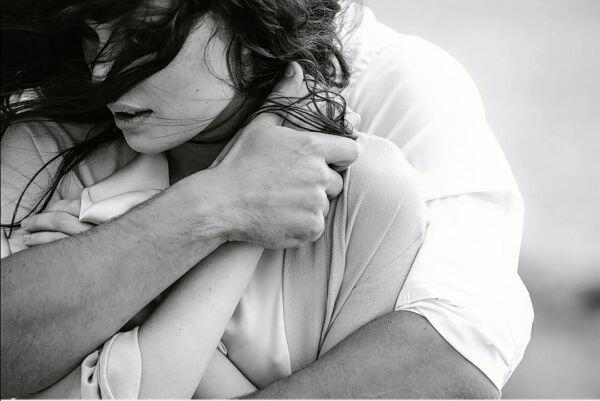 Только рук моих не отпускай...