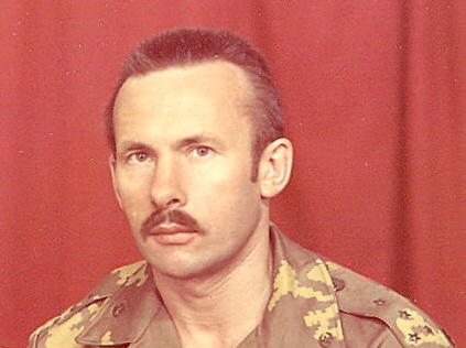 ЖИЗНЬ КОРОТКА