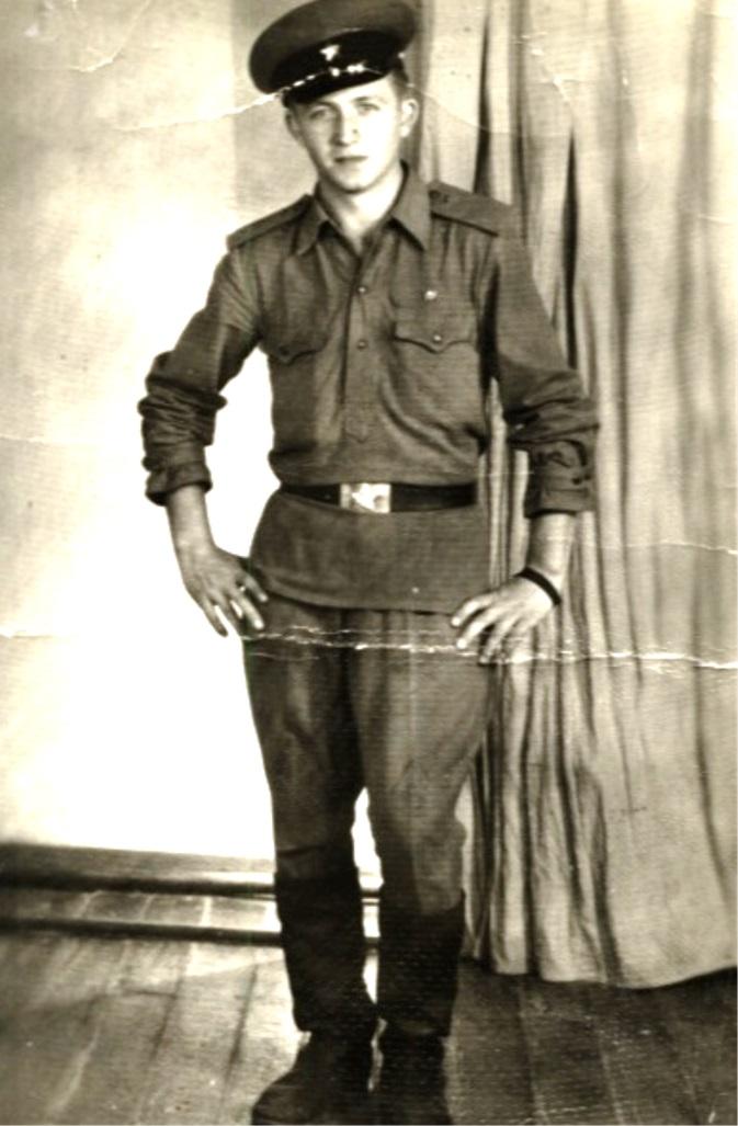 С днём Советской Армии !