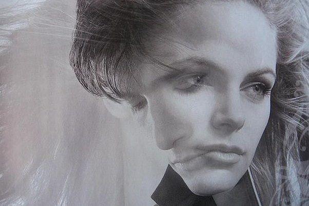 глазами целовал глаза