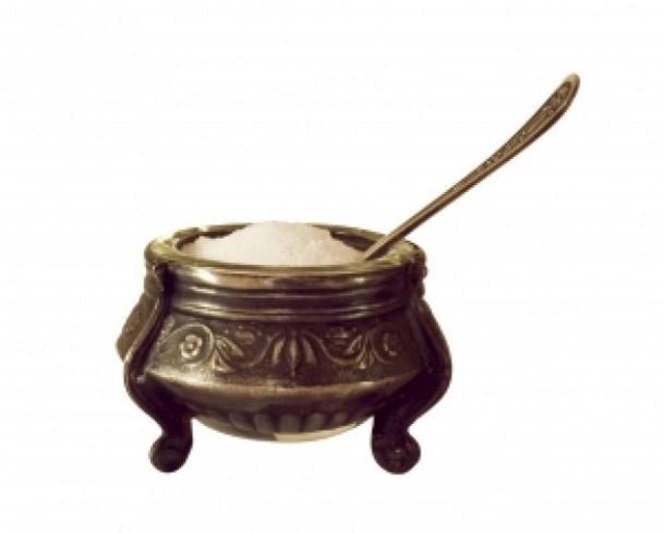 Подарок к празднику. Солонка