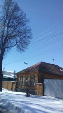 КТО-ТО ТРЕТИЙ