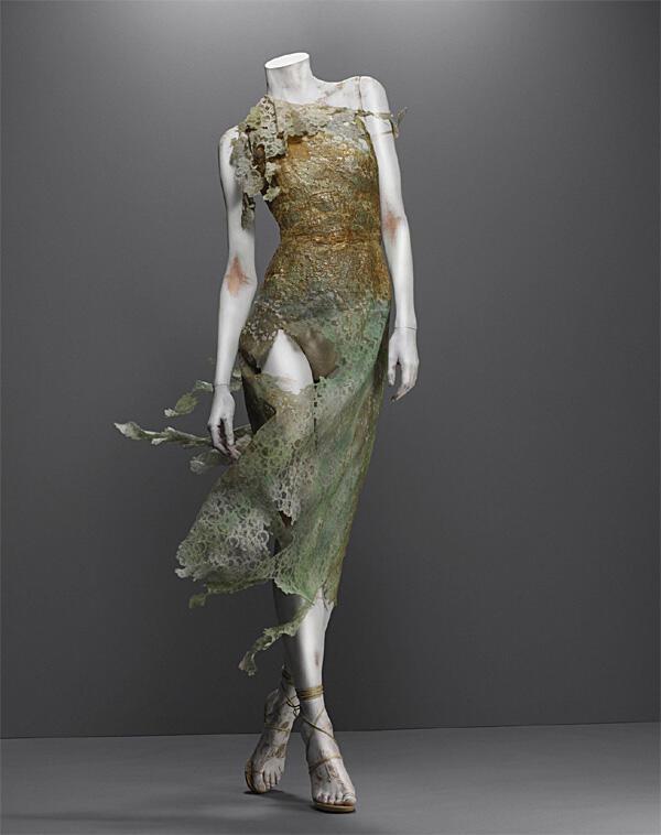 В тюльпанах сизо-серых снимешь платье