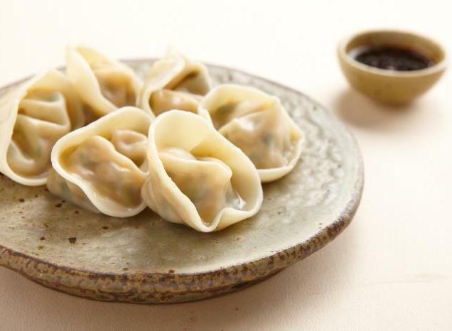 ПЕЛЬМЕНИ НА СТОЛЕ!