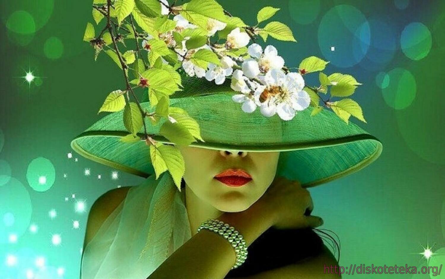 ЛЕТУ  ПОНРАВИЛОСЬ  ПЛАТЬЕ  ВЕСНЫ