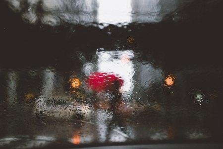 мелодия охрипшей флейты...