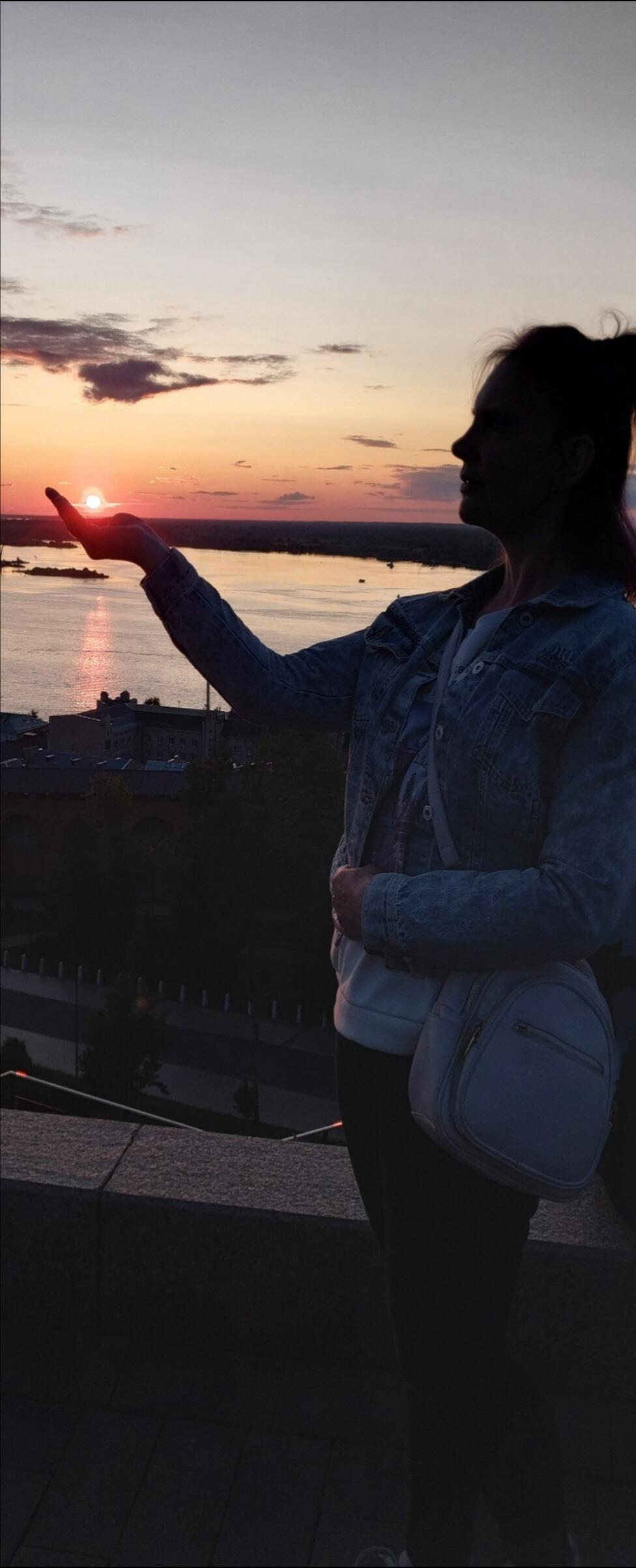 Мечты коснувшись лишь ладонью