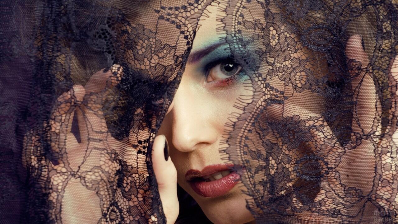 ЛЮБОВЬ  ЦАРИЦА