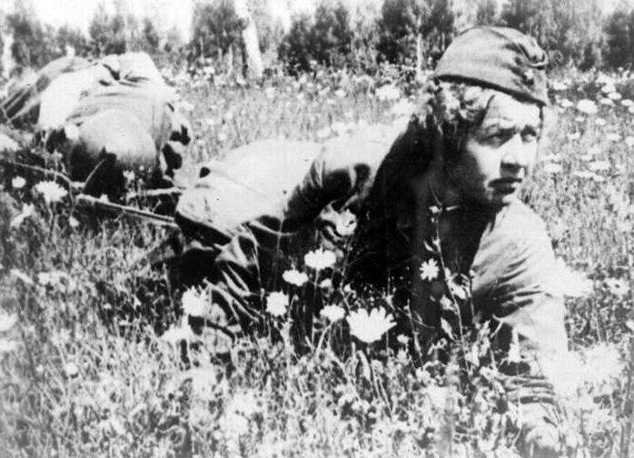 Медсестра (Смерти нет, ребята!) (песенный текст)