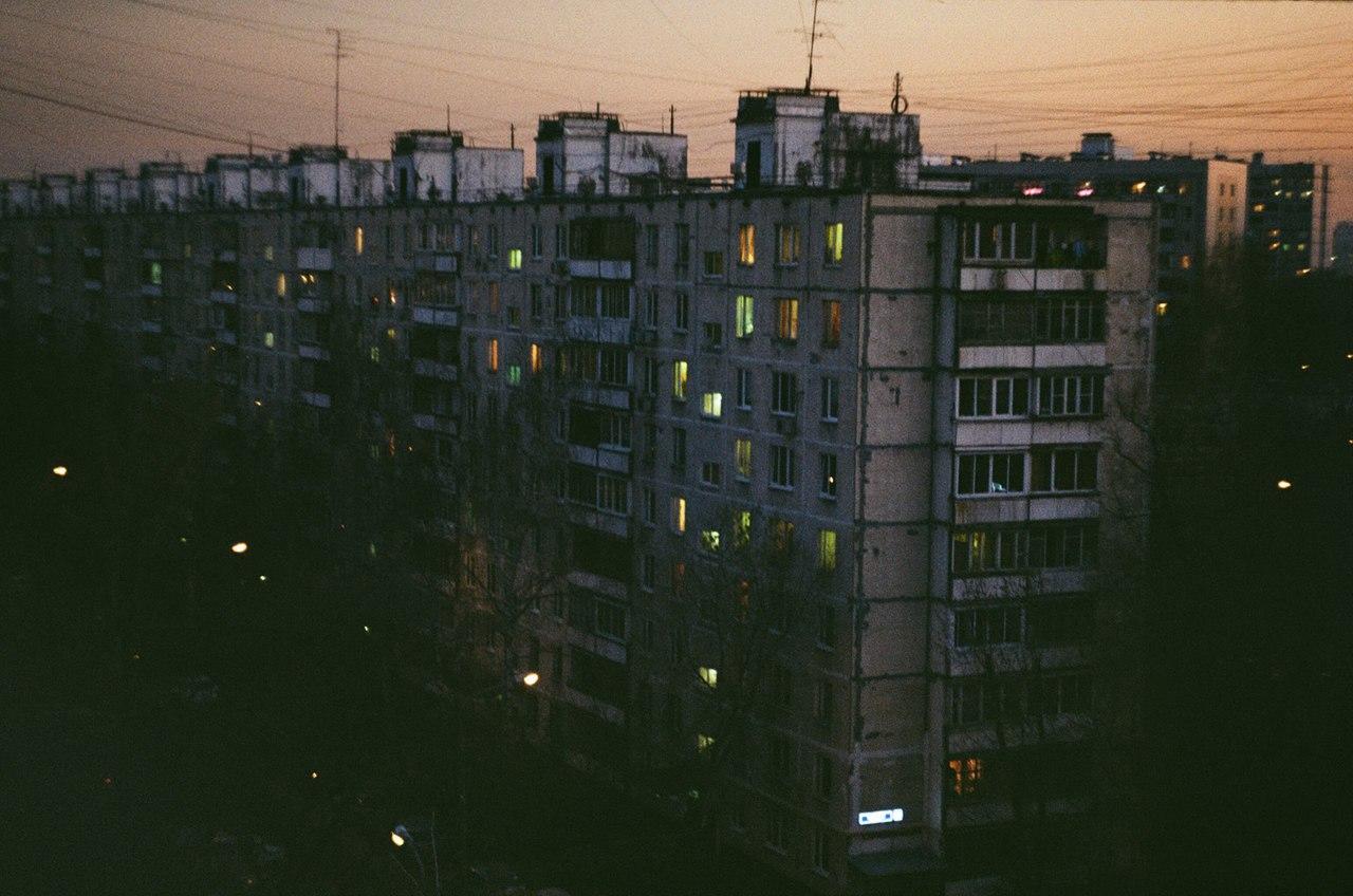 Двенадцатый этаж передача. 12 этаж. 12 этаж сагалаев. Выхино высотка. Панелька п-30.