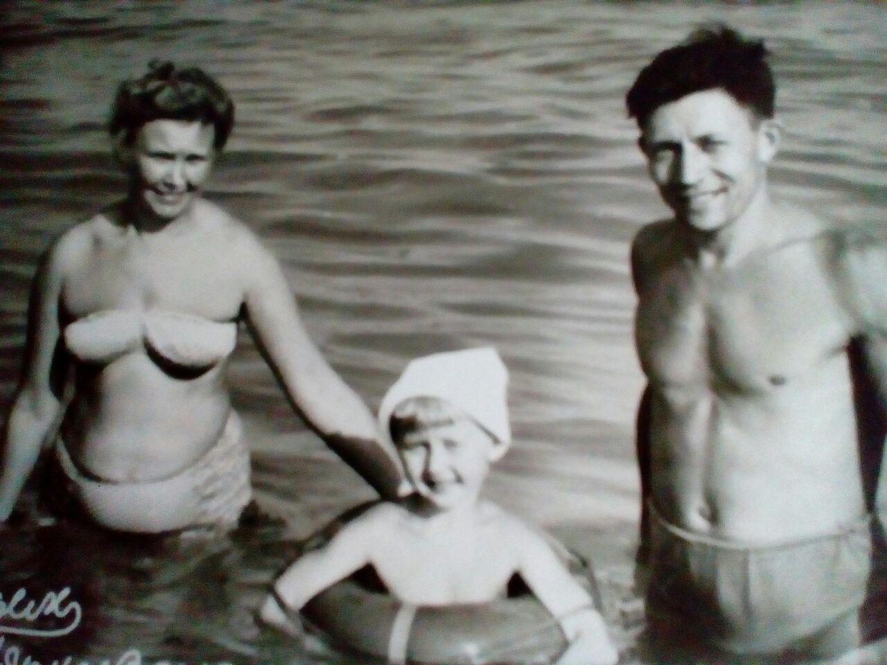 А помнишь, мама.