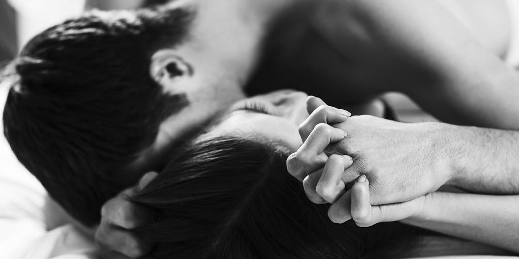 Ты у окна стоял... 18 плюс