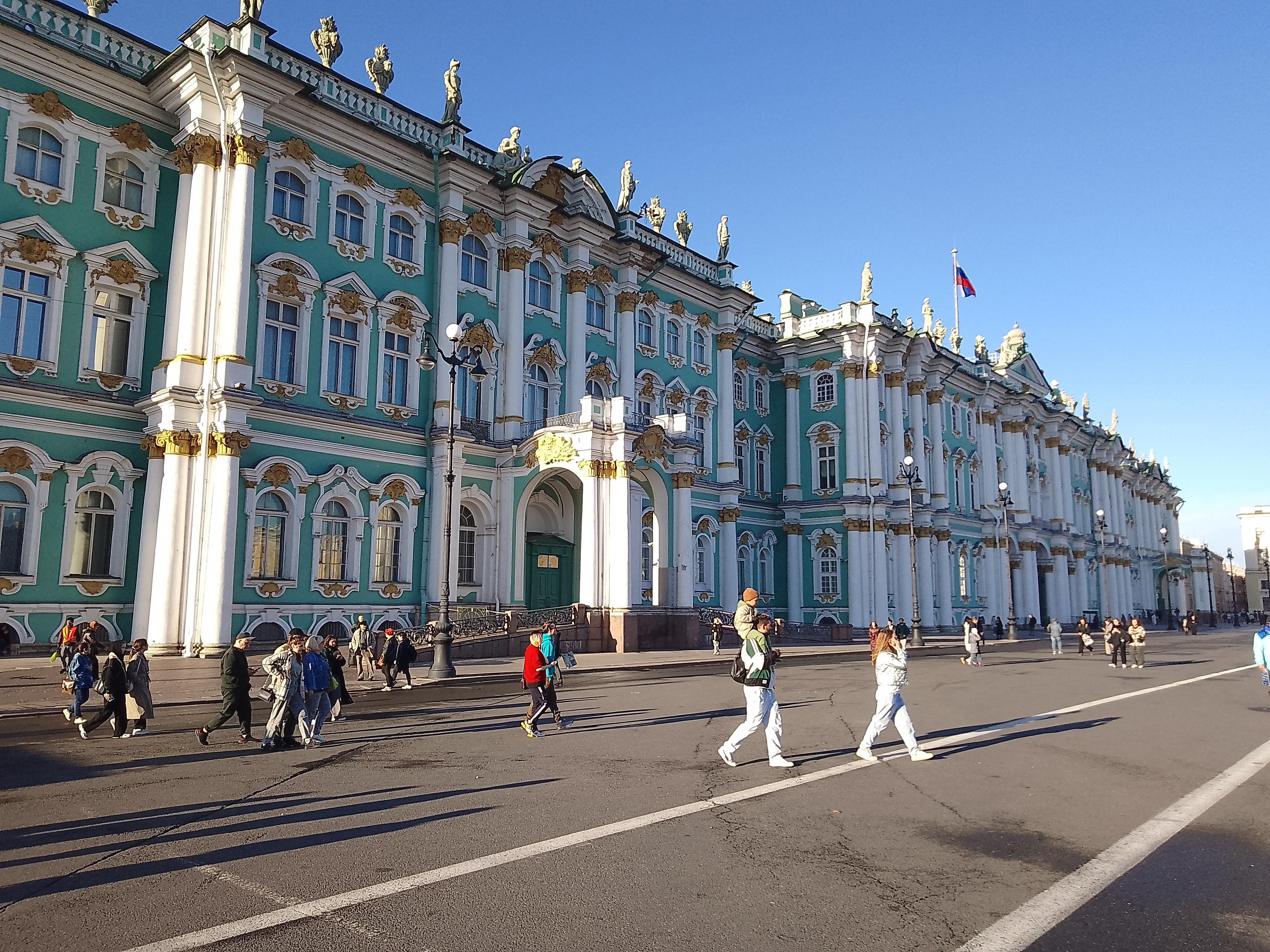 "В Петербурге сегодня - светло!" (01.10.2024)