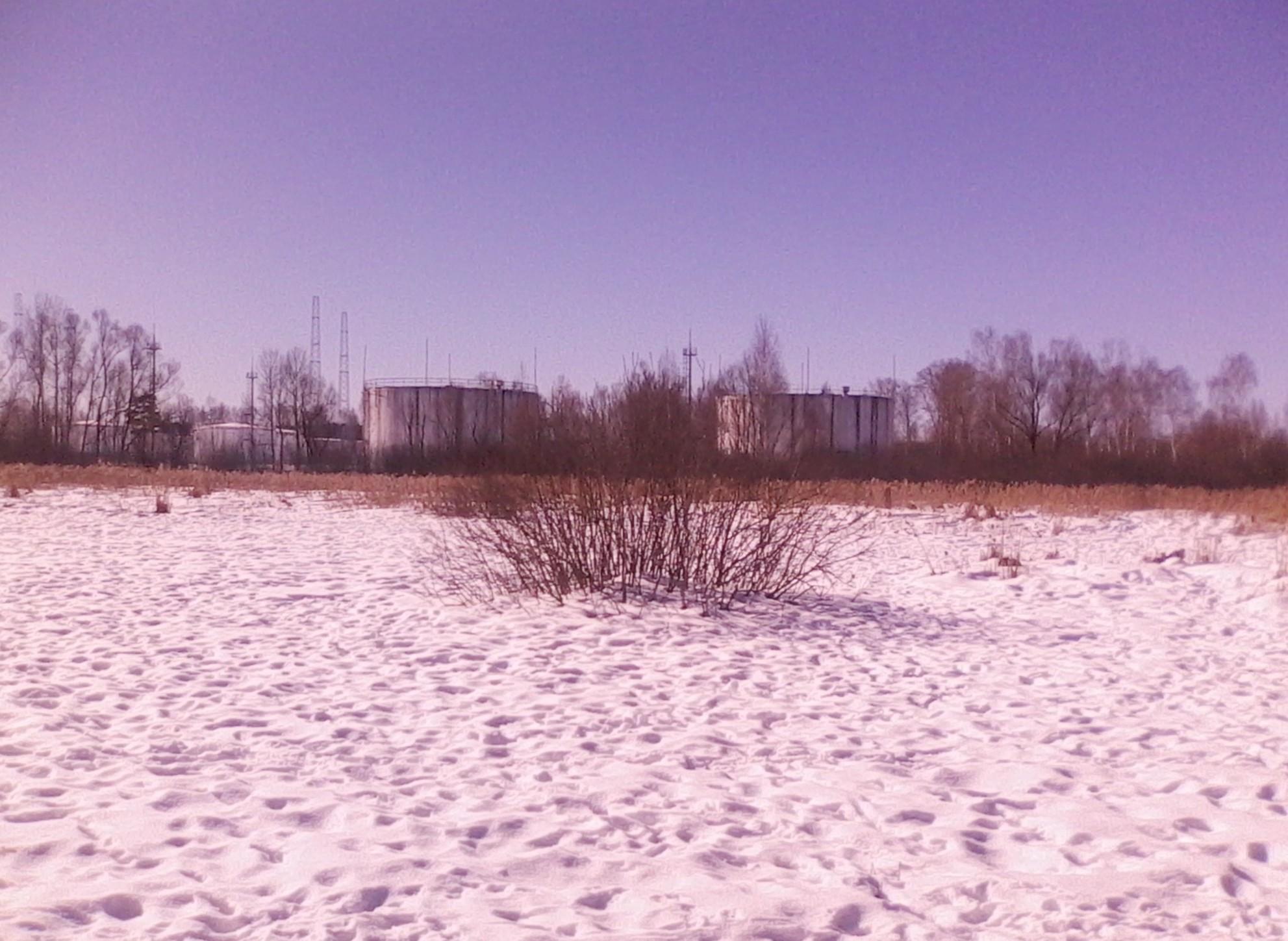 Салатница в цинковой мойке...